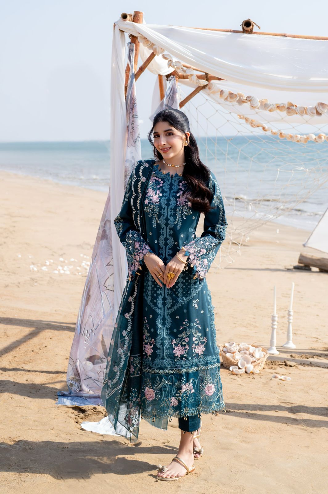 Aabyaan Ishana As-06 Saagar Luxury Festive Lawn 25'