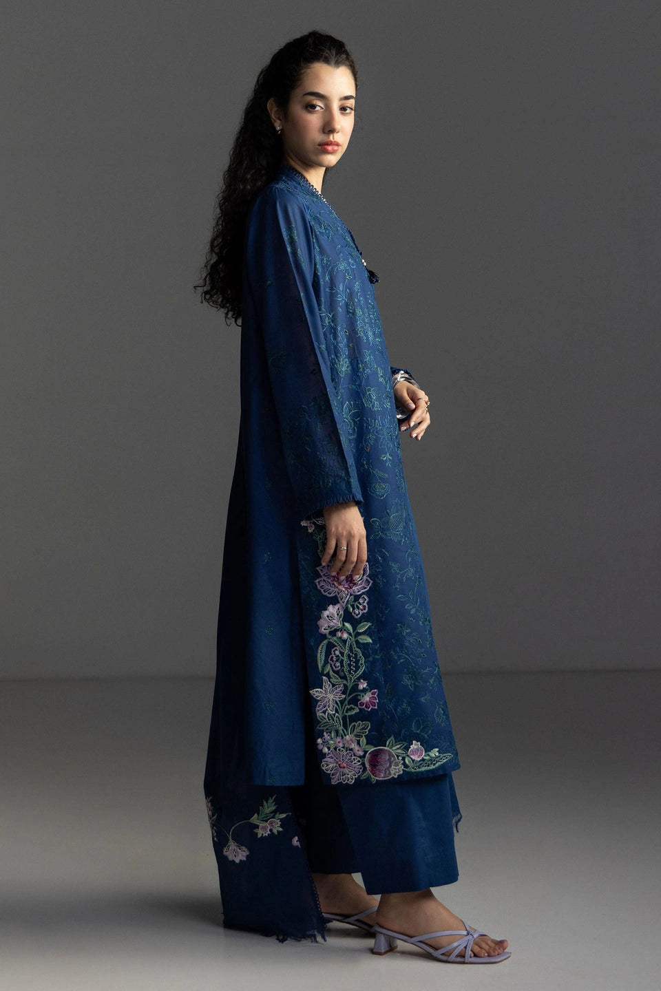 Coco By Zara Shahjahan Lawn 2026 – 3-Piece Embroidered Lawn Suit (Unstitched)LIORA-8A