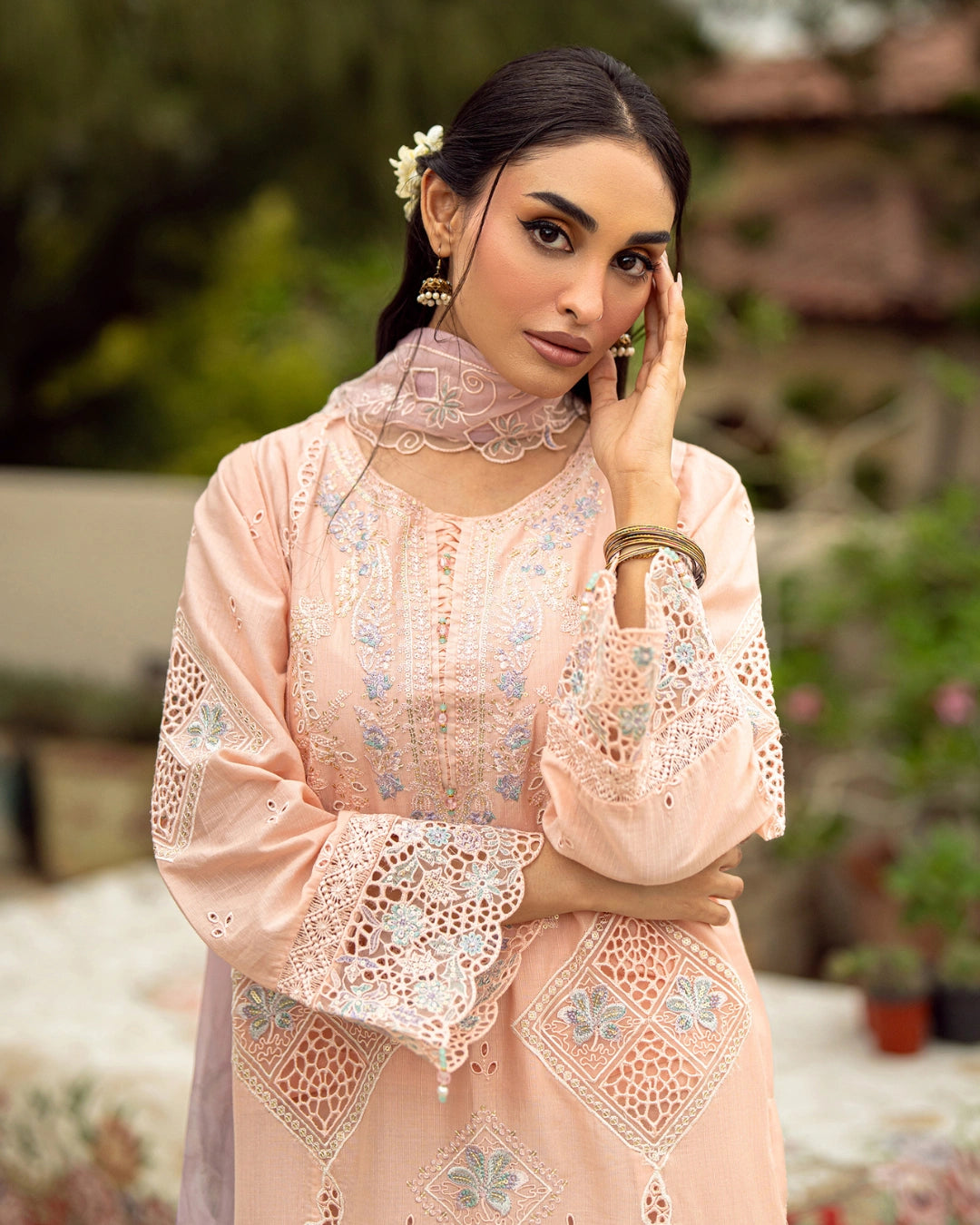 Sameen – Surkhab Festive Lawn Suit