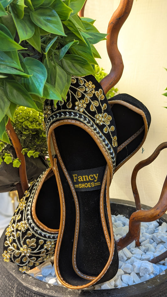 Ladies Fancy Khussa K/17