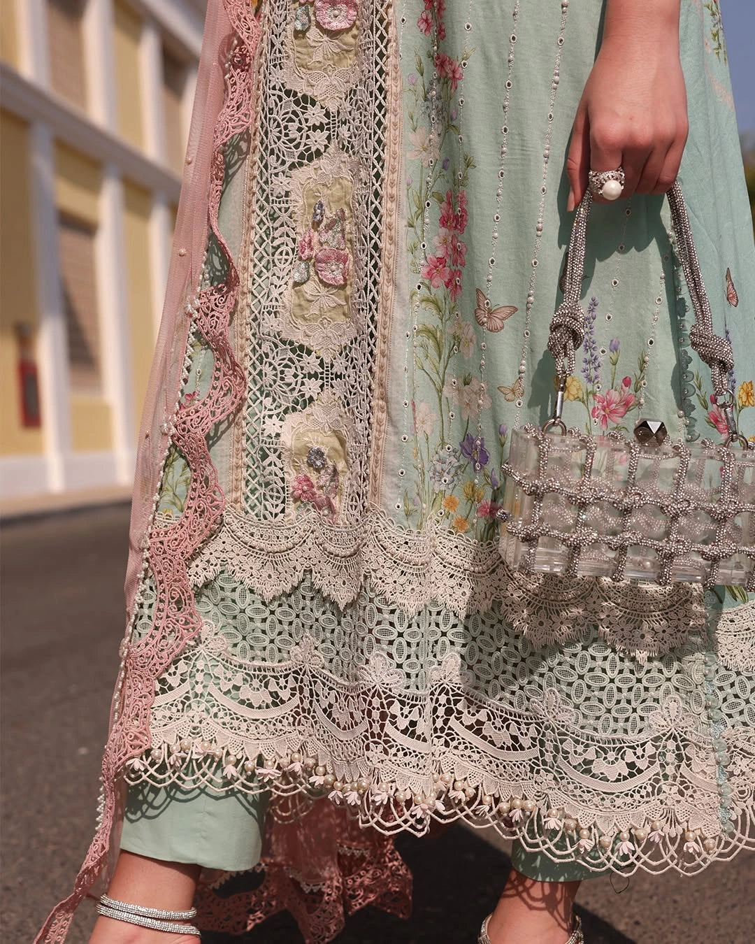 MARIA B LUXURY 3 Piece Embroidered Lawn Suit (Unstitched)