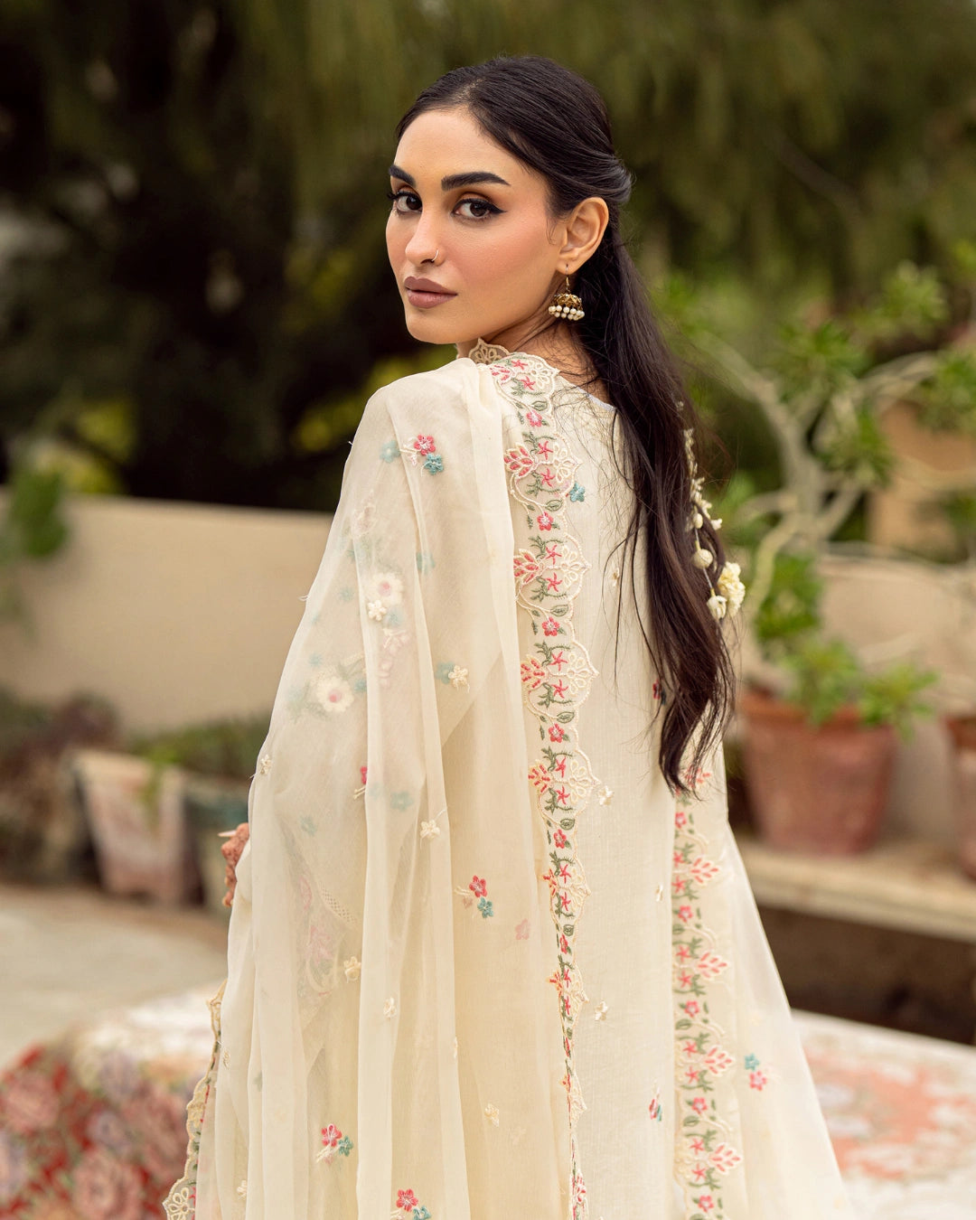 Naureh – Surkhab Festive Lawn Suit