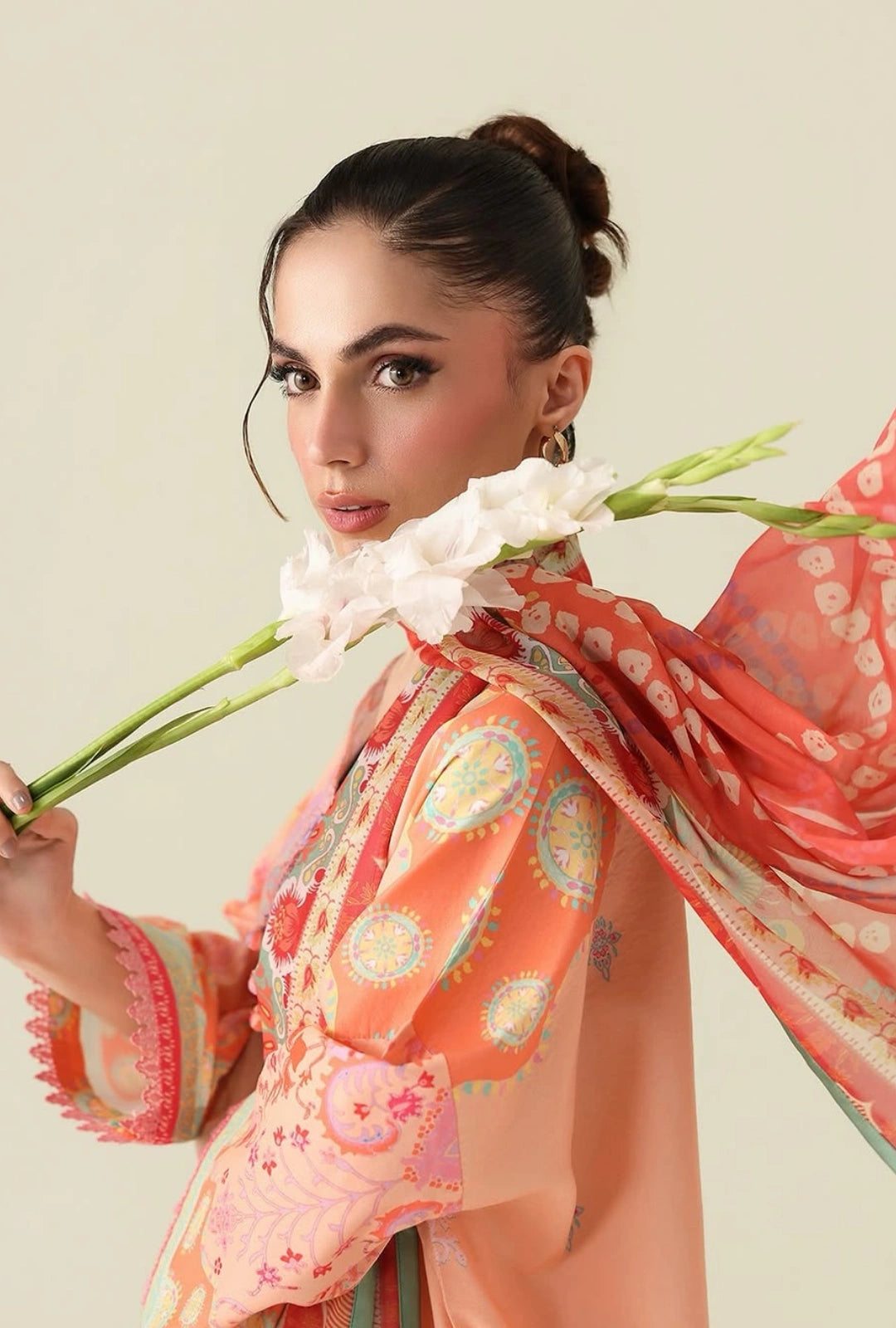 Roheenaz Rosette Warm Horizon 3-Piece Unstitched Lawn Suit | Printed Shirt with Embroidered Neckline & Chiffon Dupatta