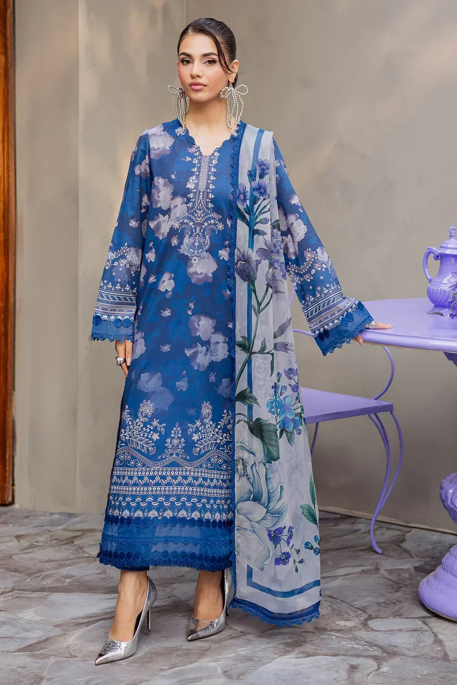 Signature Prints By Nurèh – Printed Lawn 3 Piece Unstitched Suit with Chiffon Dupatta (SP-157)