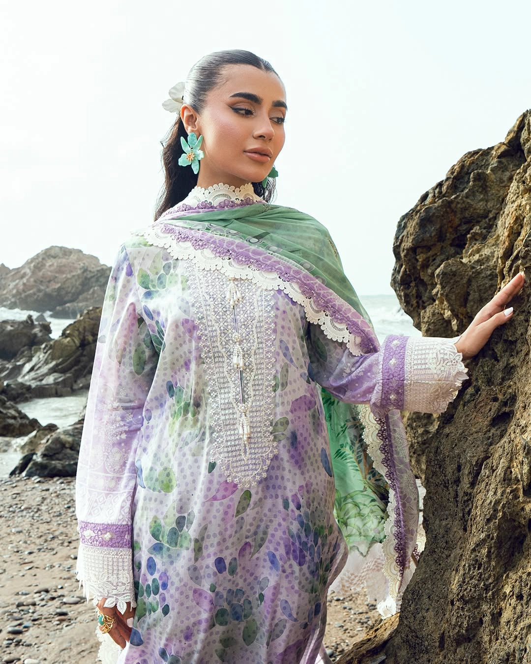 Gardenia by Nurèh – Embroidered & Printed Lawn 3 Piece Suit with Chiffon Dupatta (NSG-200)