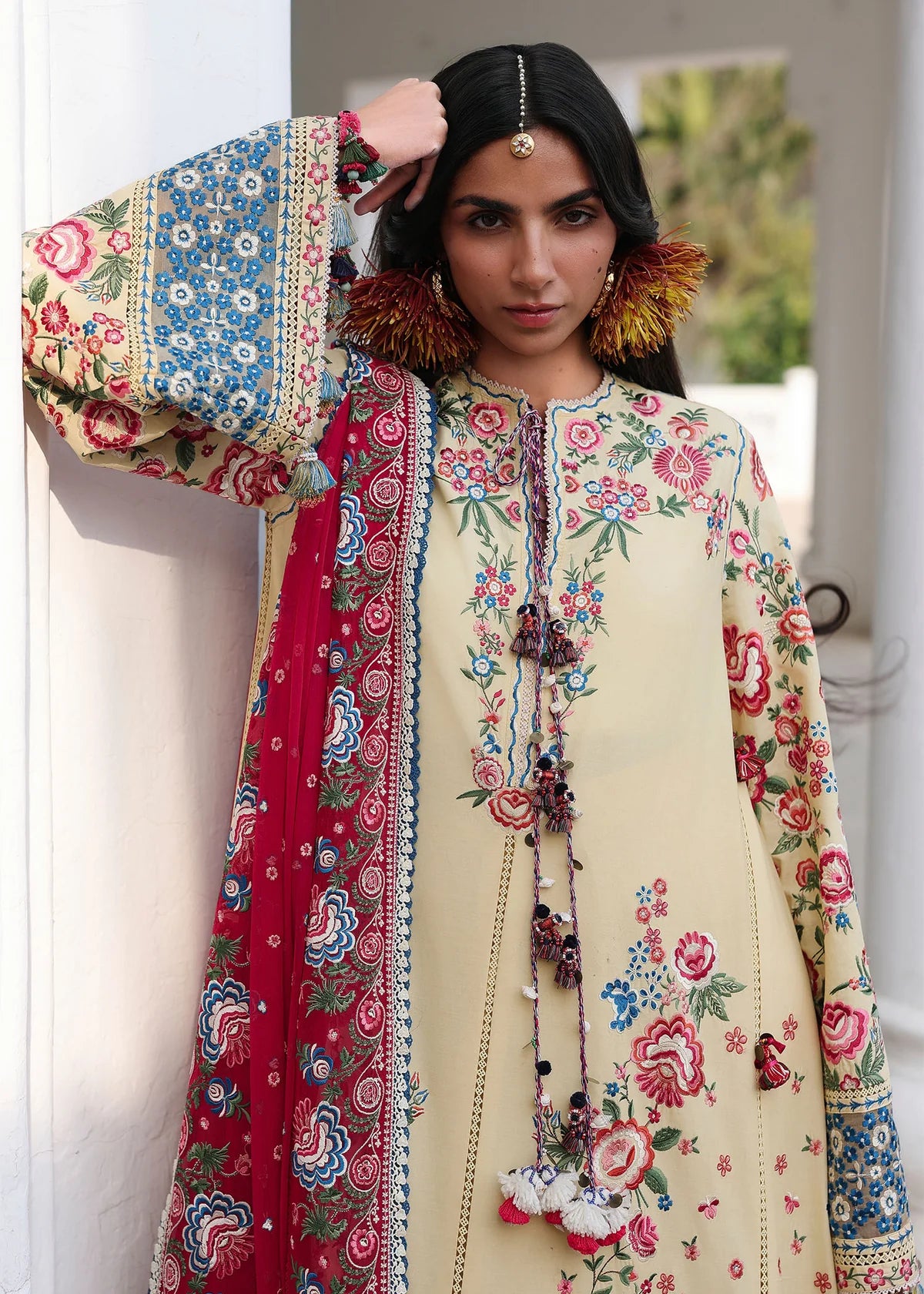 Hussain Rehar Luxury Lawn by Zubdah – 3 Piece Unstitched Suit