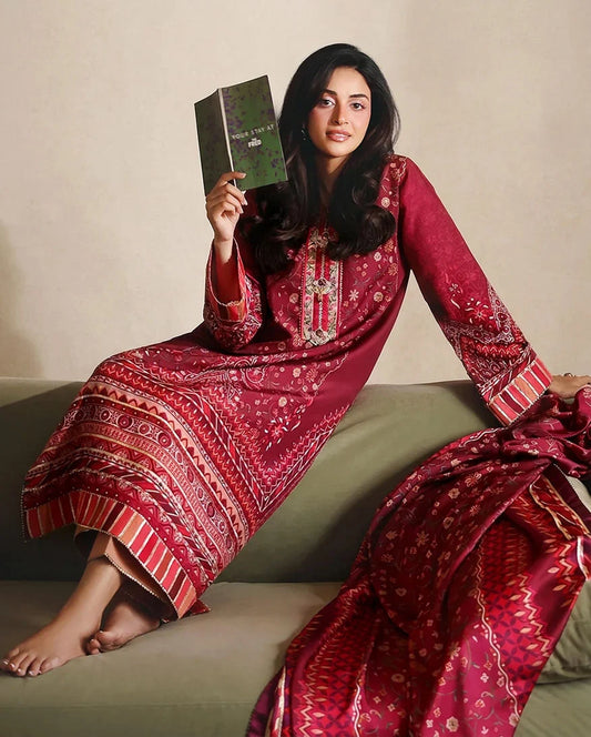 Hemline by Mushq Nirvana 26 Embroidered 3-Piece Unstitched Suit (Soft Spotlight)
