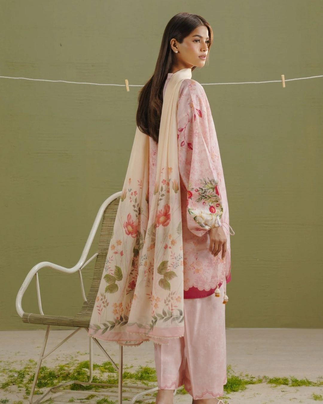 Coco By Zara Shahjahan 3-Piece Embroidered Lawn Suit (AYLA-8B)