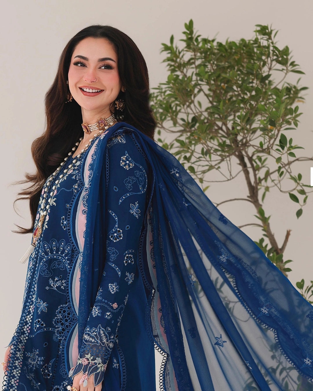 Qalamkar 3-Piece Chikankari Embroidered Luxury Lawn Suit (Unstitched) SA #16