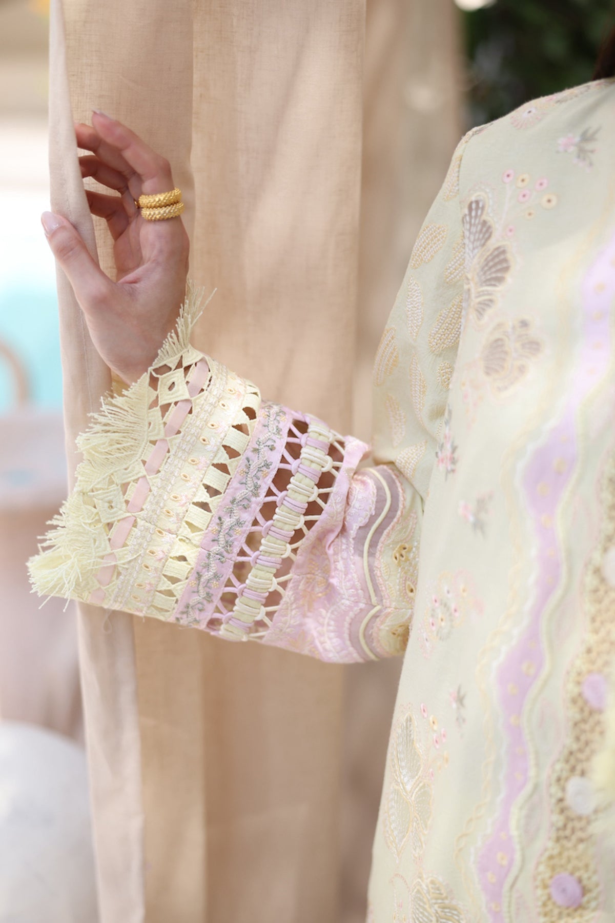 Qalamkar Casual Pret 26 – Jacquard 3 Piece Stitched Suit PA-02 (Dawn)