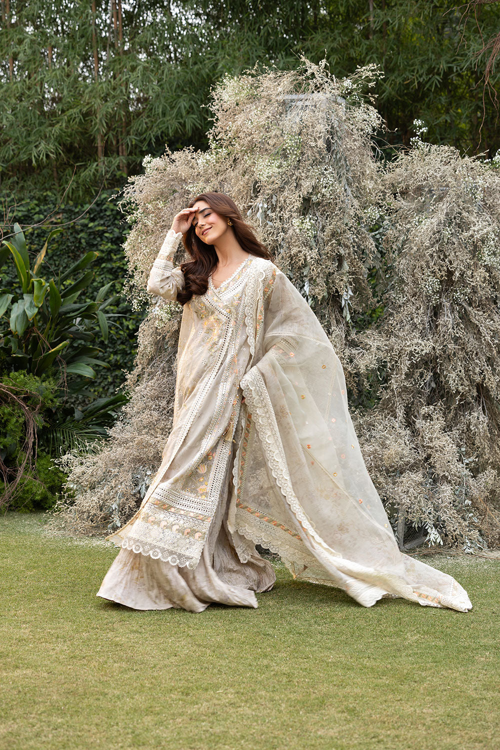 Sobia Nazir 13B Luxury Lawn 25'