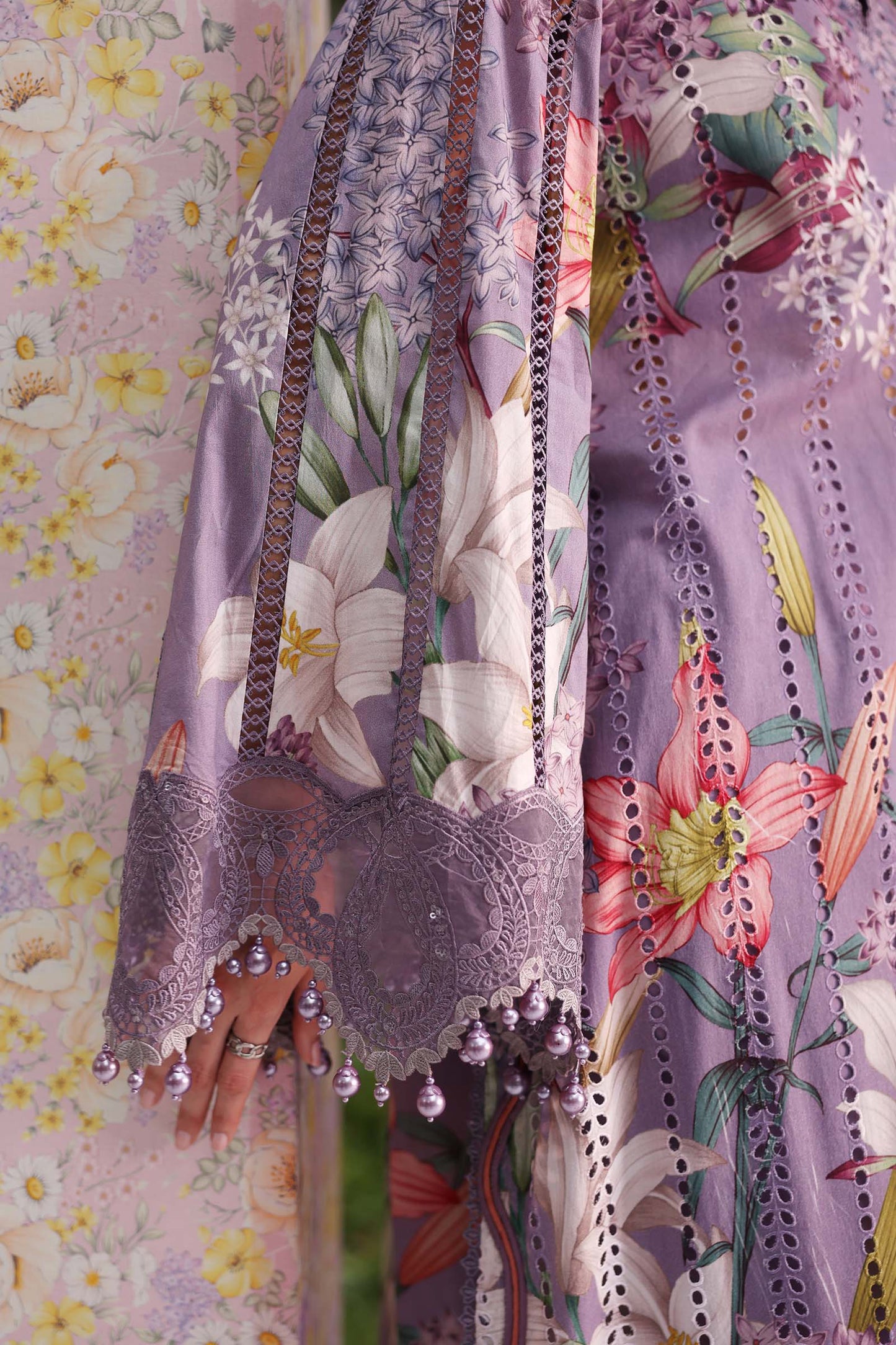 Maria.B M.PRINTS Embroidered Lawn 3 Piece Unstitched Suit – (06B)