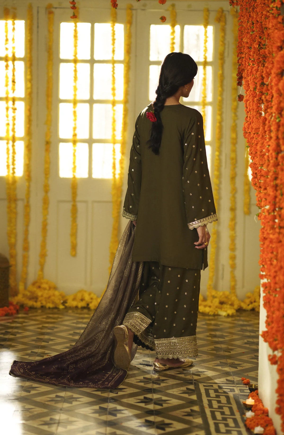 Casual Lite Mubarak Vol-1 Embroidered Silk Viscose Stitched 3-Piece Suit (Mehreen)