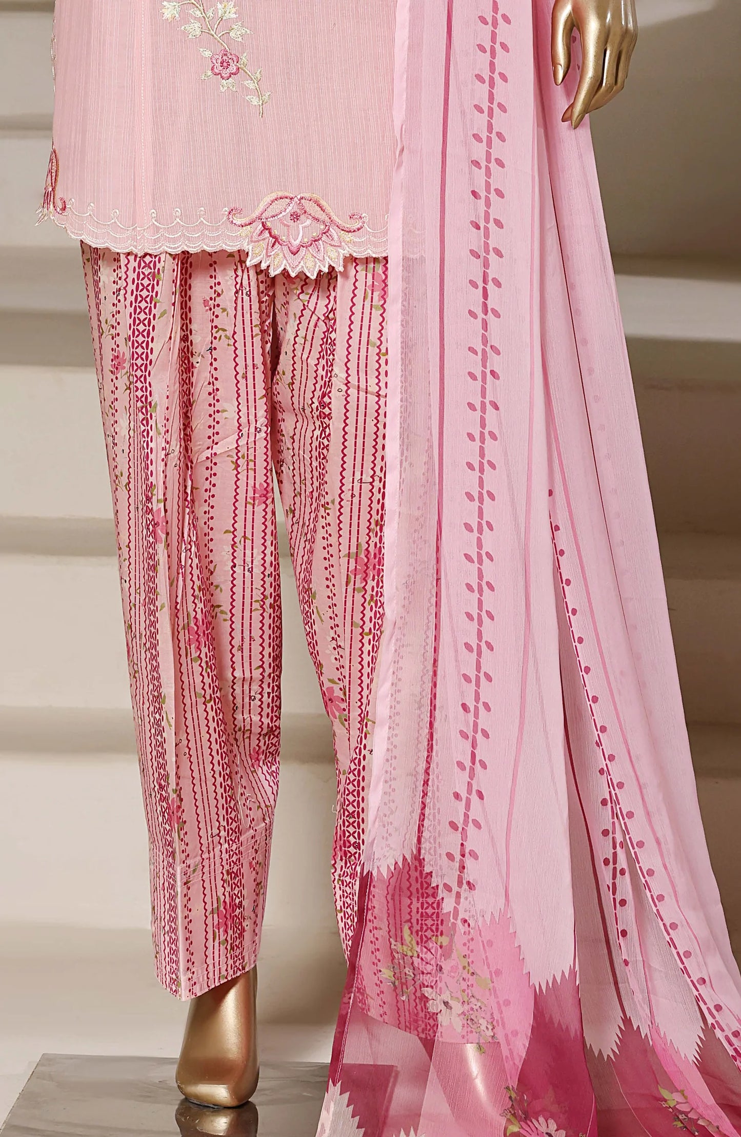 Sadabahar Eclair Embroidered Lawn Stitched 3 Piece Suit