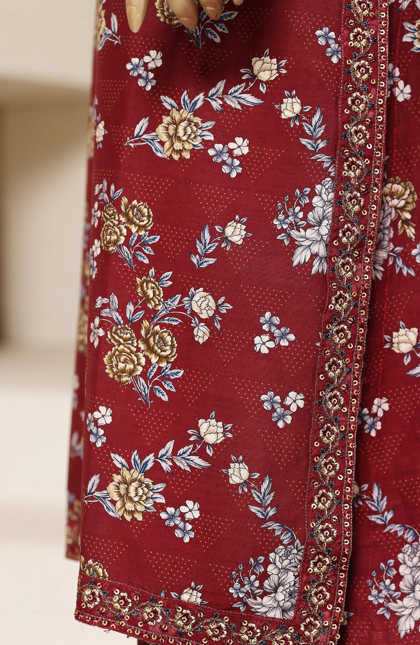 Sadabahar Regal Embroidered Lawn Stitched 3 Piece Suit