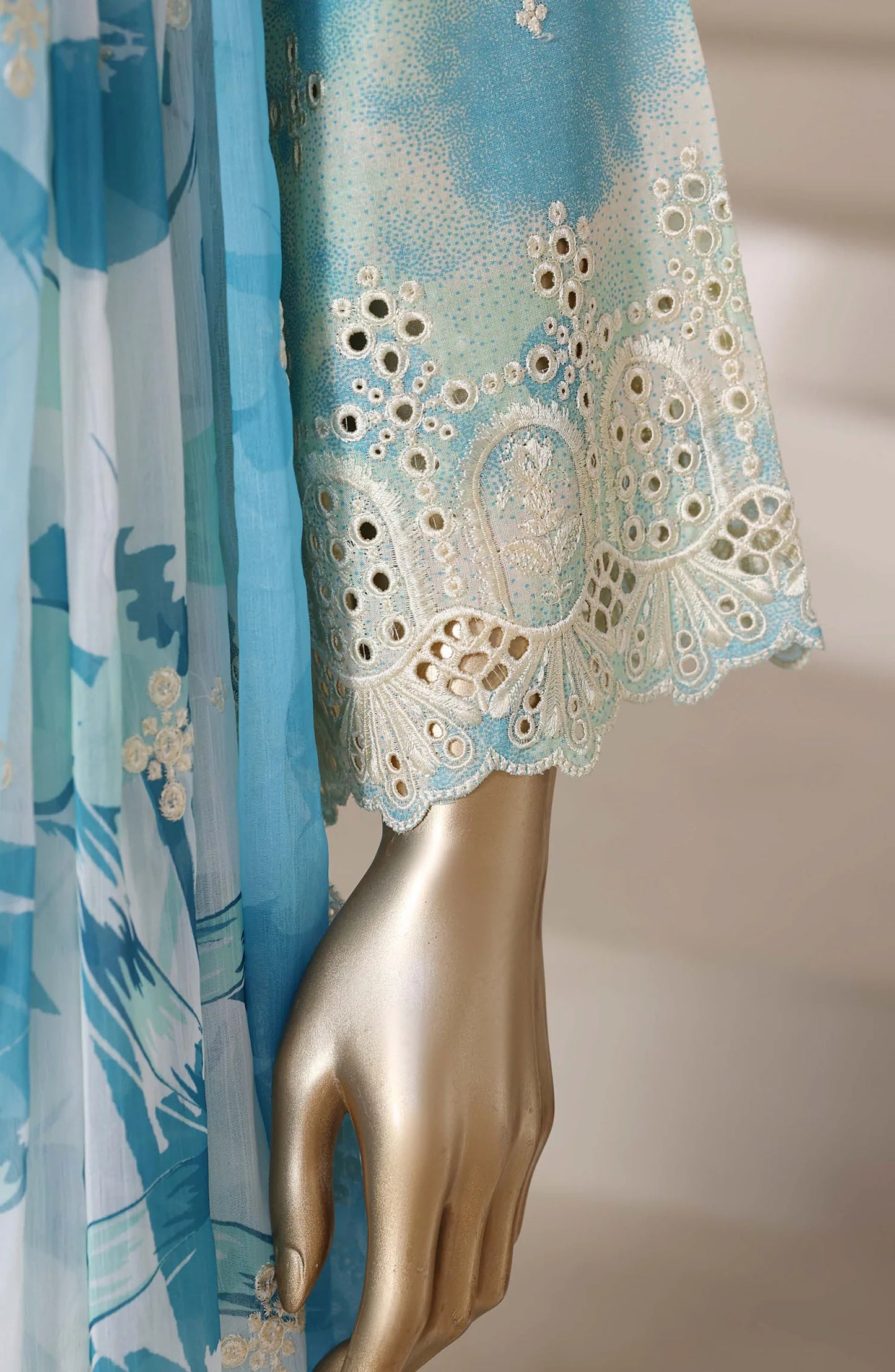 Sadabahar Regal Embroidered Lawn Stitched 3 Piece Suit