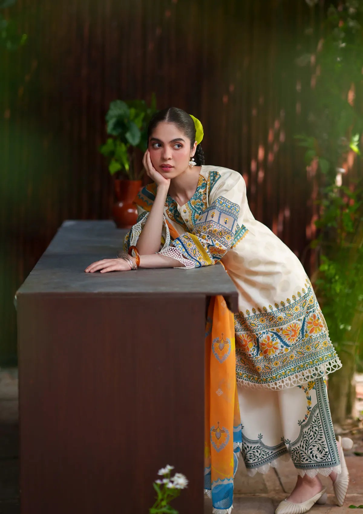 Laanem by Saira Rizwan Unstitched Embroidered Lawn 3 Piece Suit (AZURA-A)