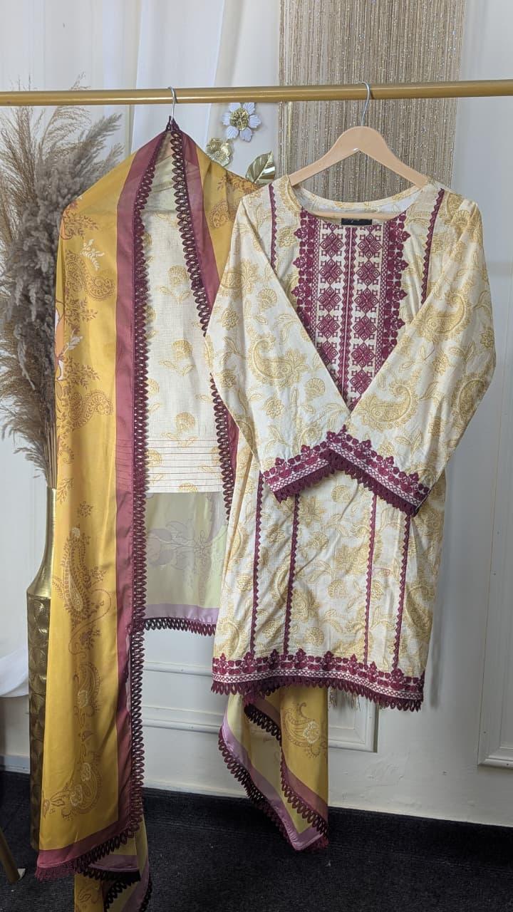 Laanem by Saira Rizwan stitched Embroidered Lawn 3 Piece Suit (ZAREEN-A)