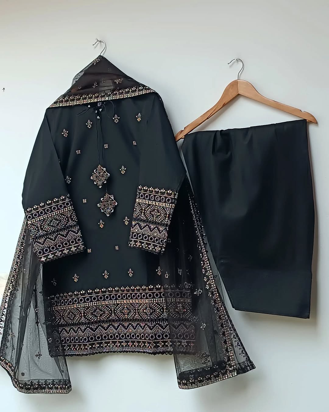 Amna Khurram D-5 Onaiza Eid Collection