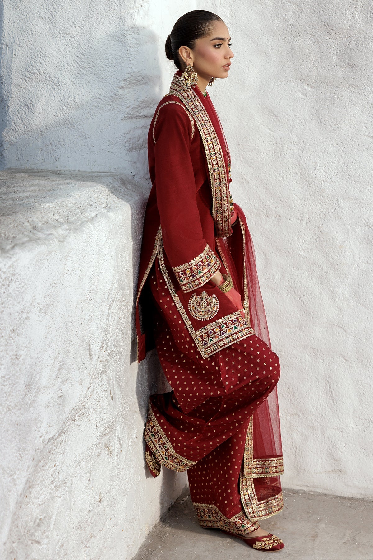 Charizma CMA-5-019 3-PC Embroidered Raw-Silk Suit