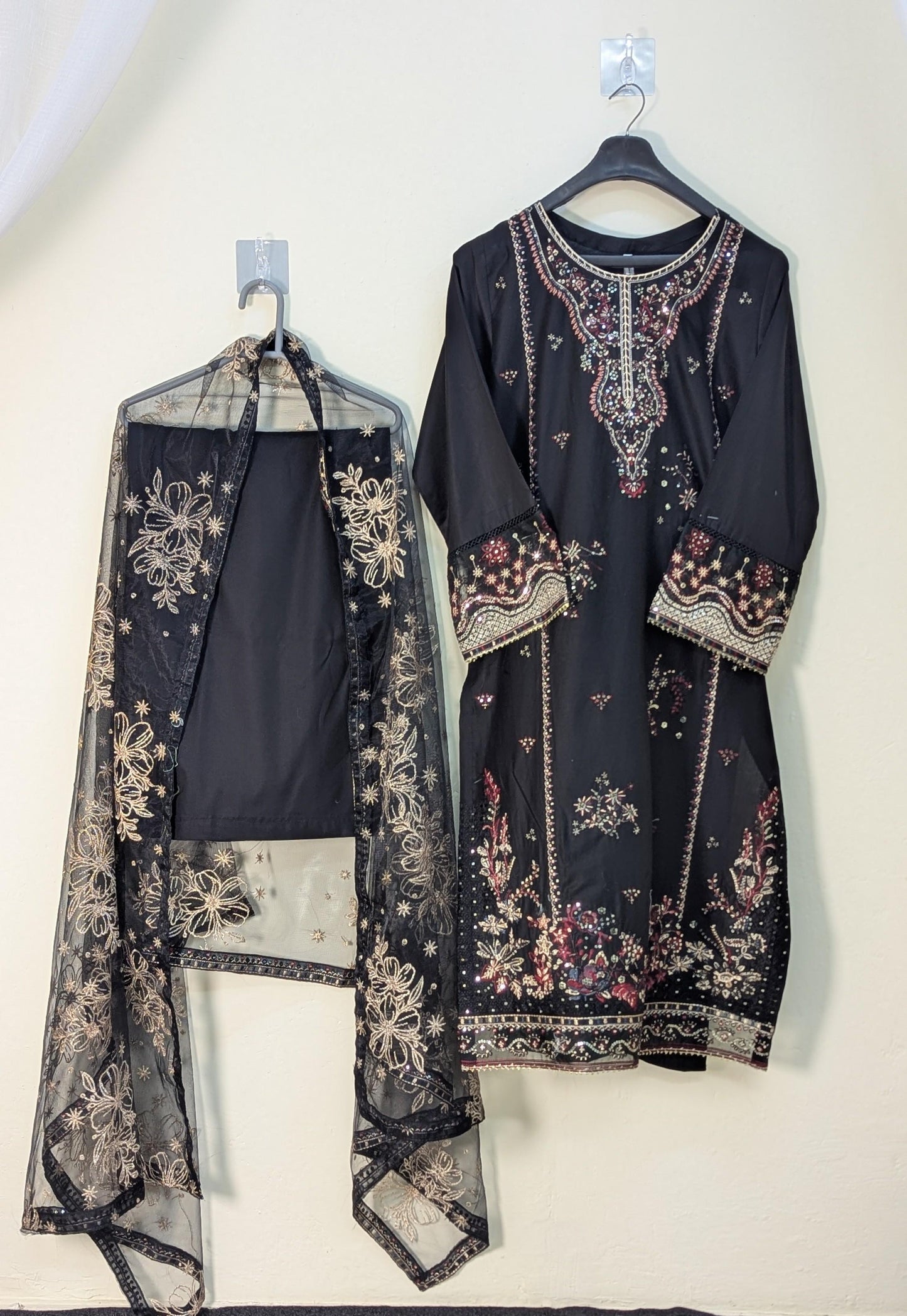 Amna Khurram Saima-Aug12 Black Ready to wear