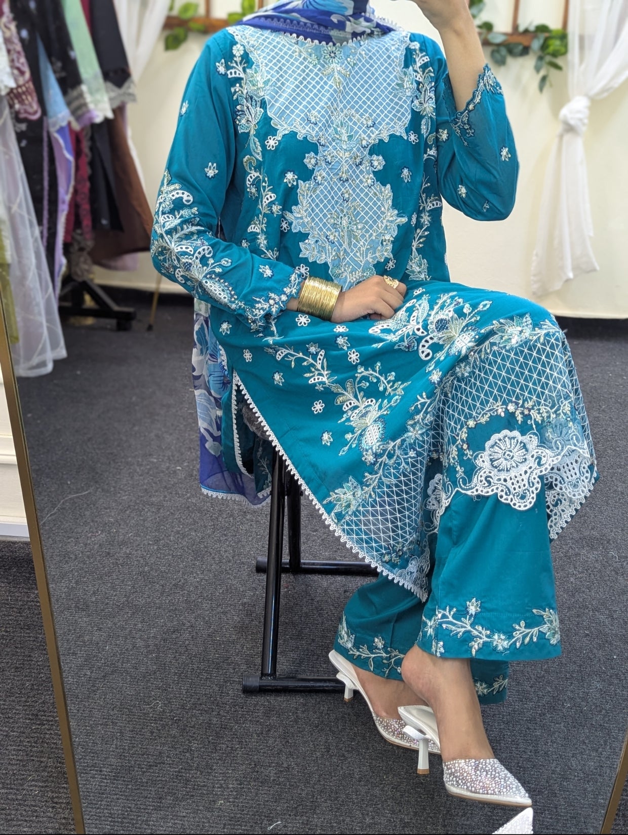 Roheenaz Abeer Aashiyana Ready to wear Lawn 25'