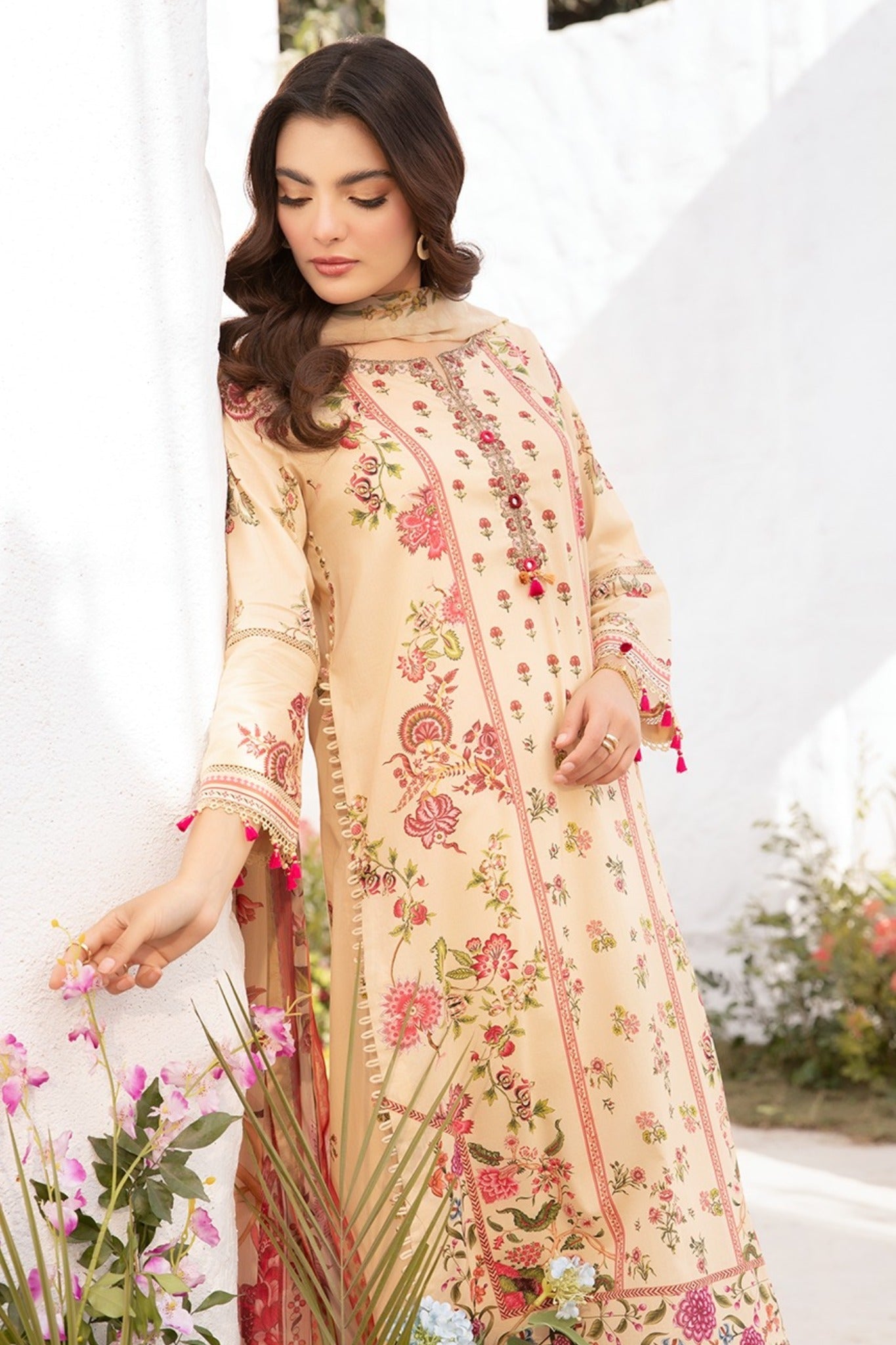 M.Basics By Maria B 05-A Lawn Vol-01 Collection