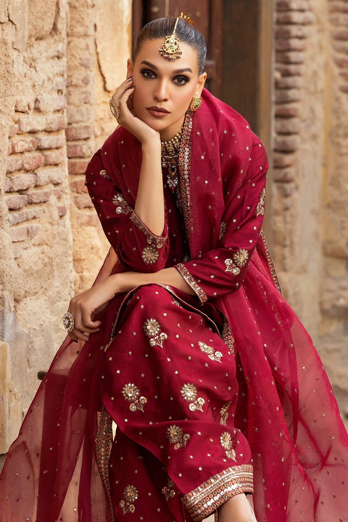 Charizma CMA-5-093 3-PC Embroidered Raw-Silk Suit