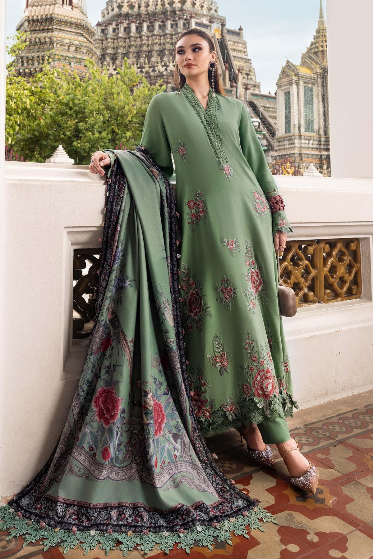 Maria b Mprints 8A Unstitched Embroidered Twill Linen 25'