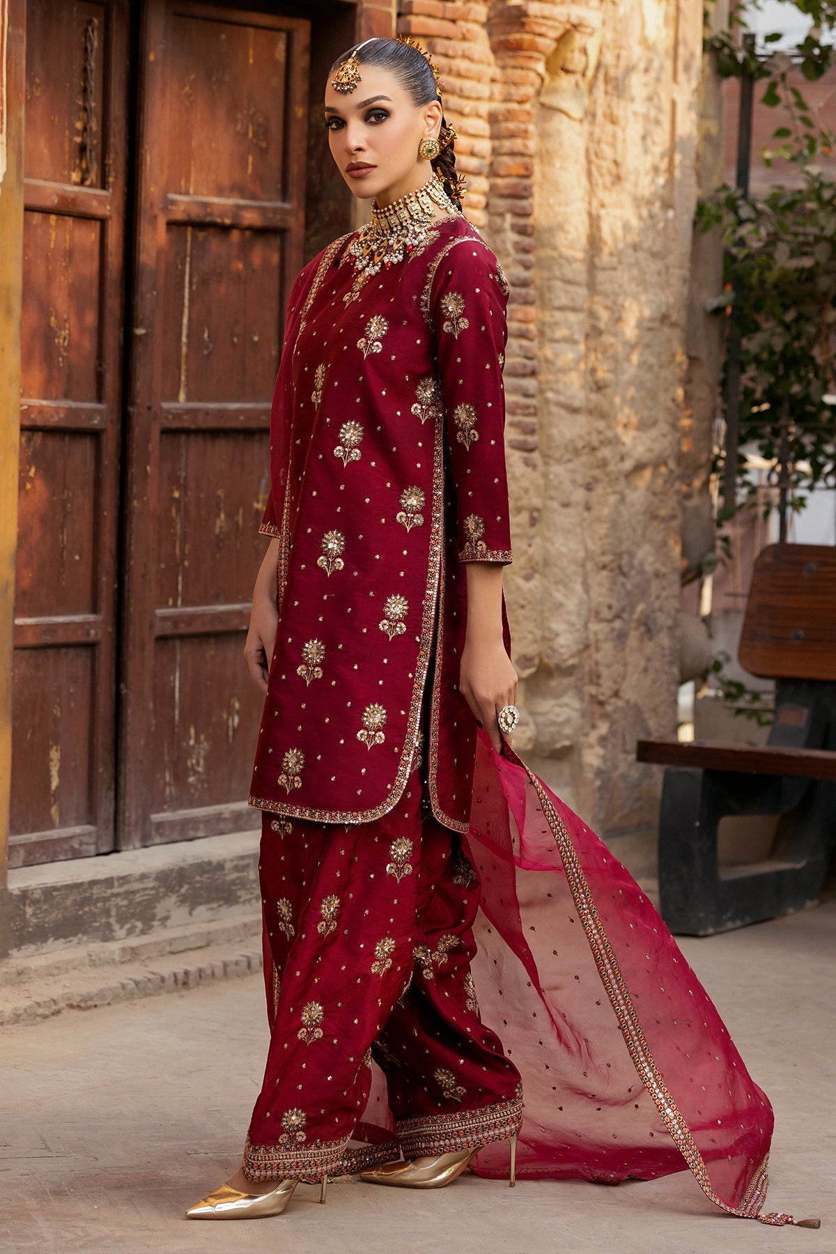 Charizma CMA-5-093 3-PC Embroidered Raw-Silk Suit