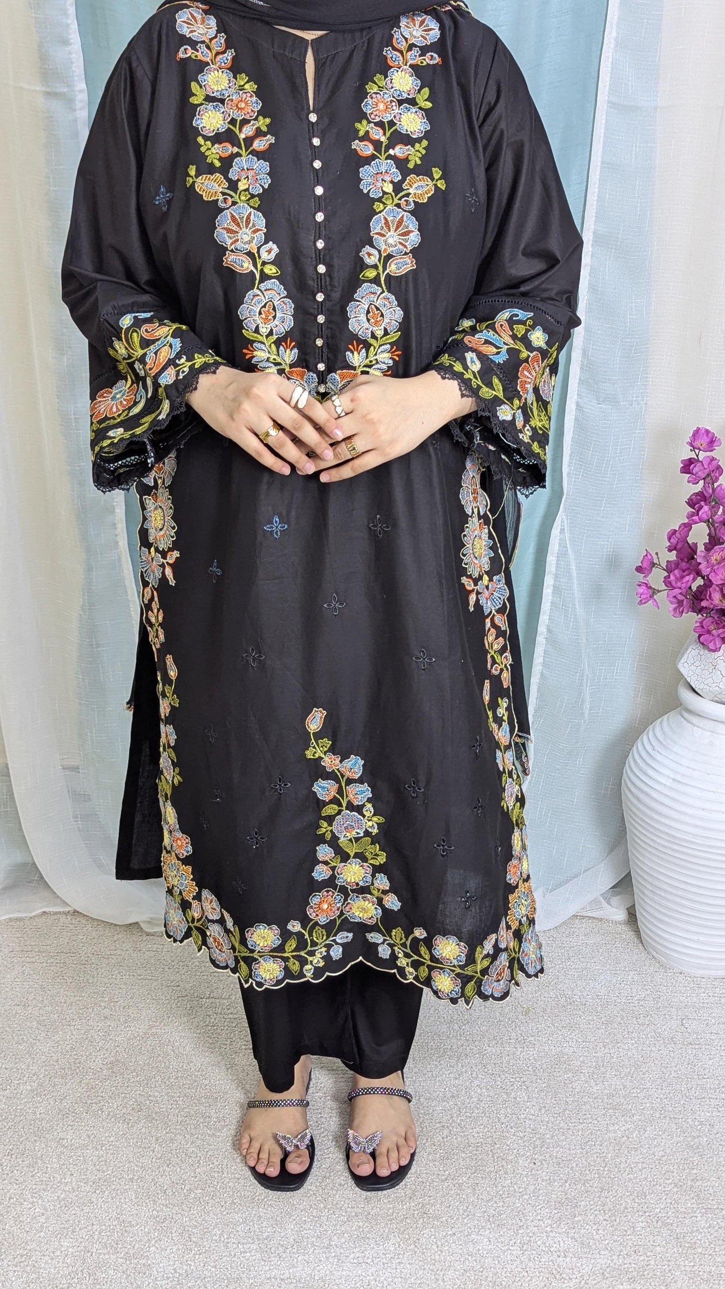 Amna Khurram Zimal-Aug7 Black Ready to wear
