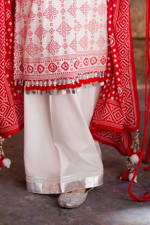 Gulahmed CL-42316 A 3 Piece Unstitched Printed Lawn Suit