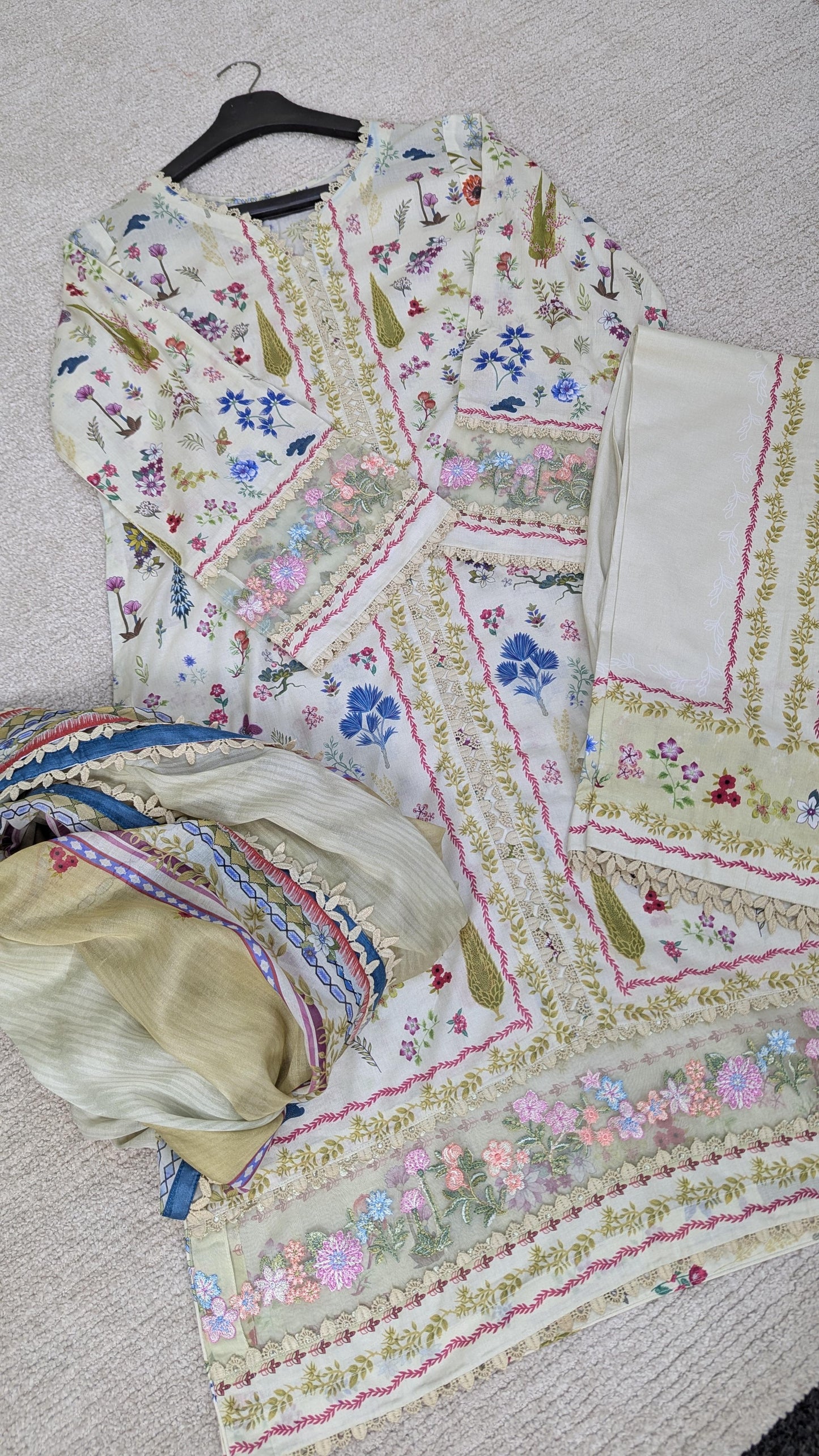 Qalamkar EM-09 (А) HAZEL Qprints ii