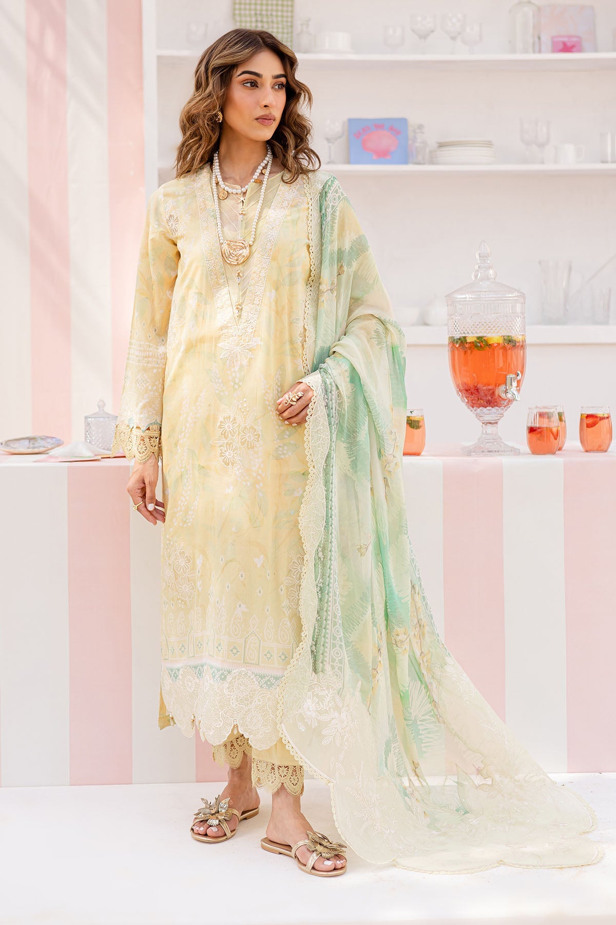 Nureh NSG-188 Gardenia Lawn 25'