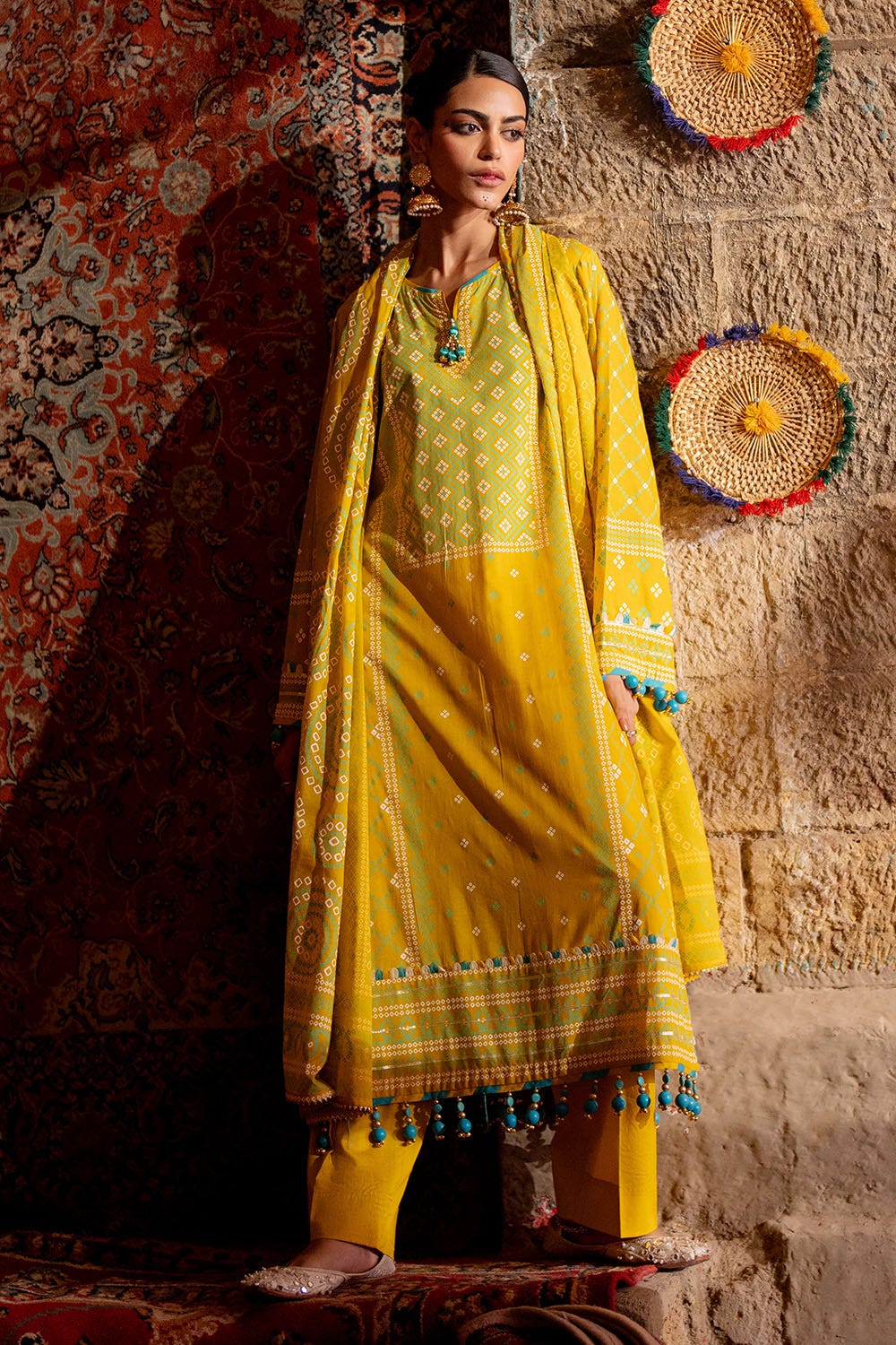 Gulahmed CL-52138 A 3 Piece Unstitched Printed Lawn Suit