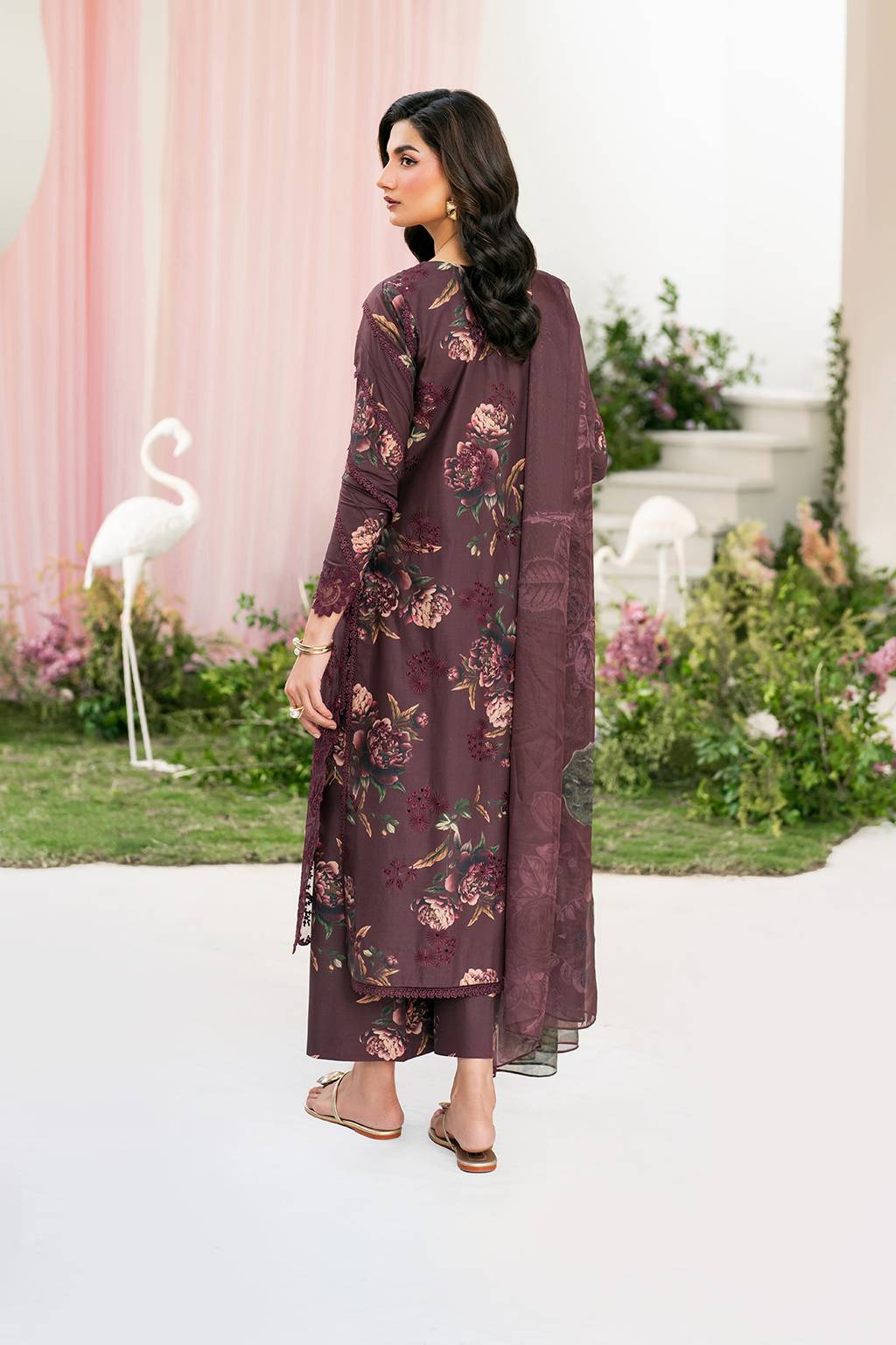 Iznik IFE-10 Embroidered Festive Lawn Edition 25'