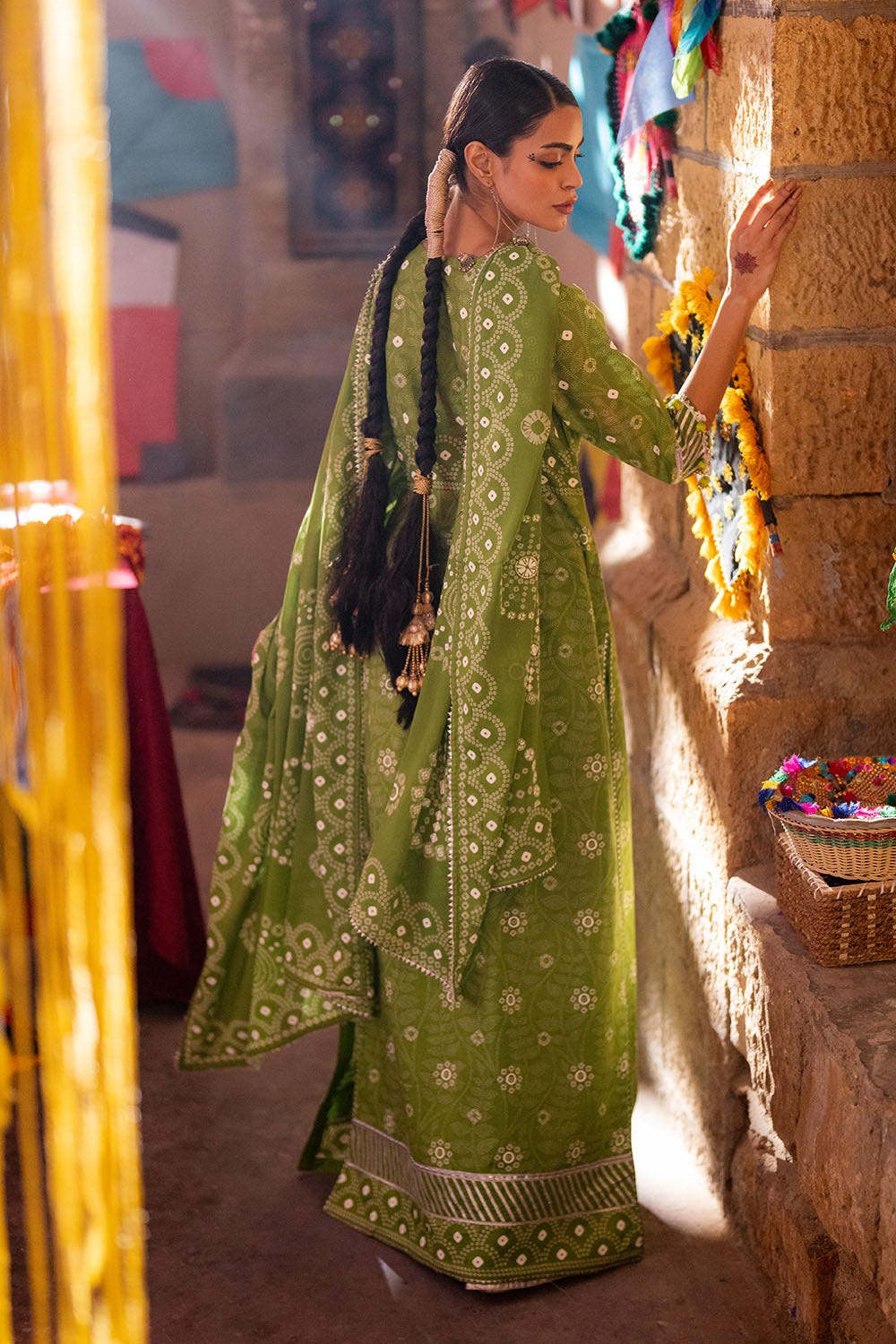 Gulahmed CL-52403 A Lacquer 3 Piece Unstitched Printed Lawn Suit