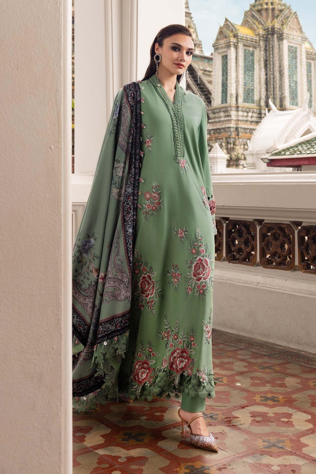 Maria b Mprints 8A Unstitched Embroidered Twill Linen 25'