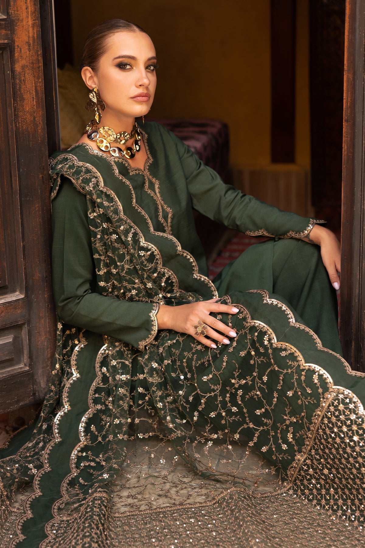 Charizma CMA-5-139 3-PC Embroidered Raw-Silk Suit