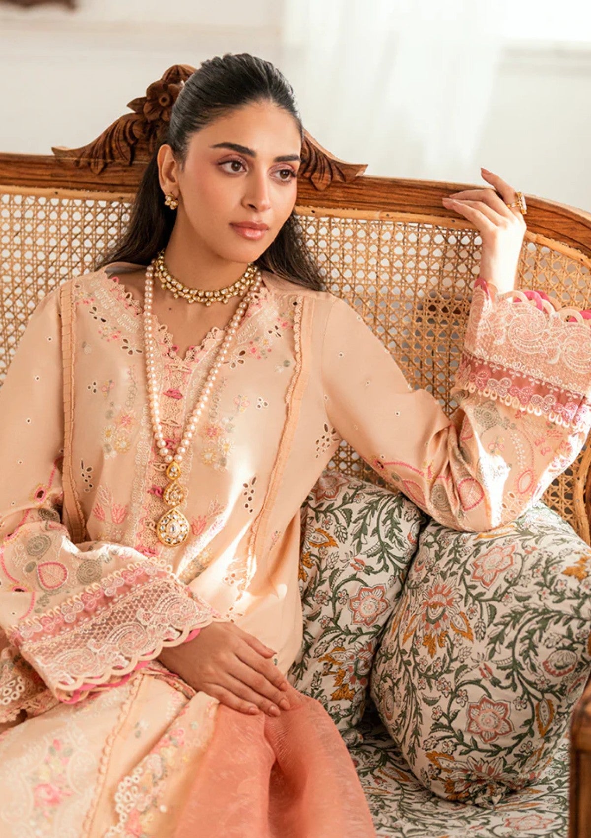 Qalamkar SB#07 Zoya Lawn Luxury Eid Edit 25