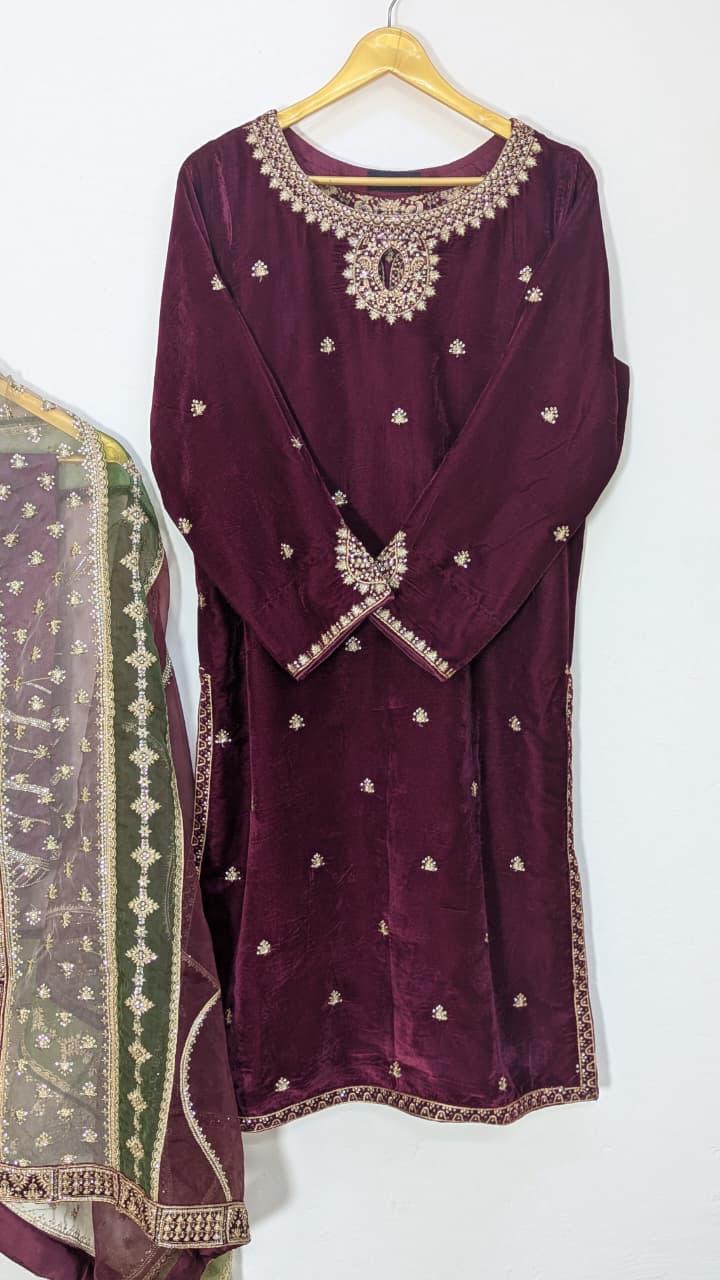 Amna Khurram Maroon Velvet 3pc Ready to wear