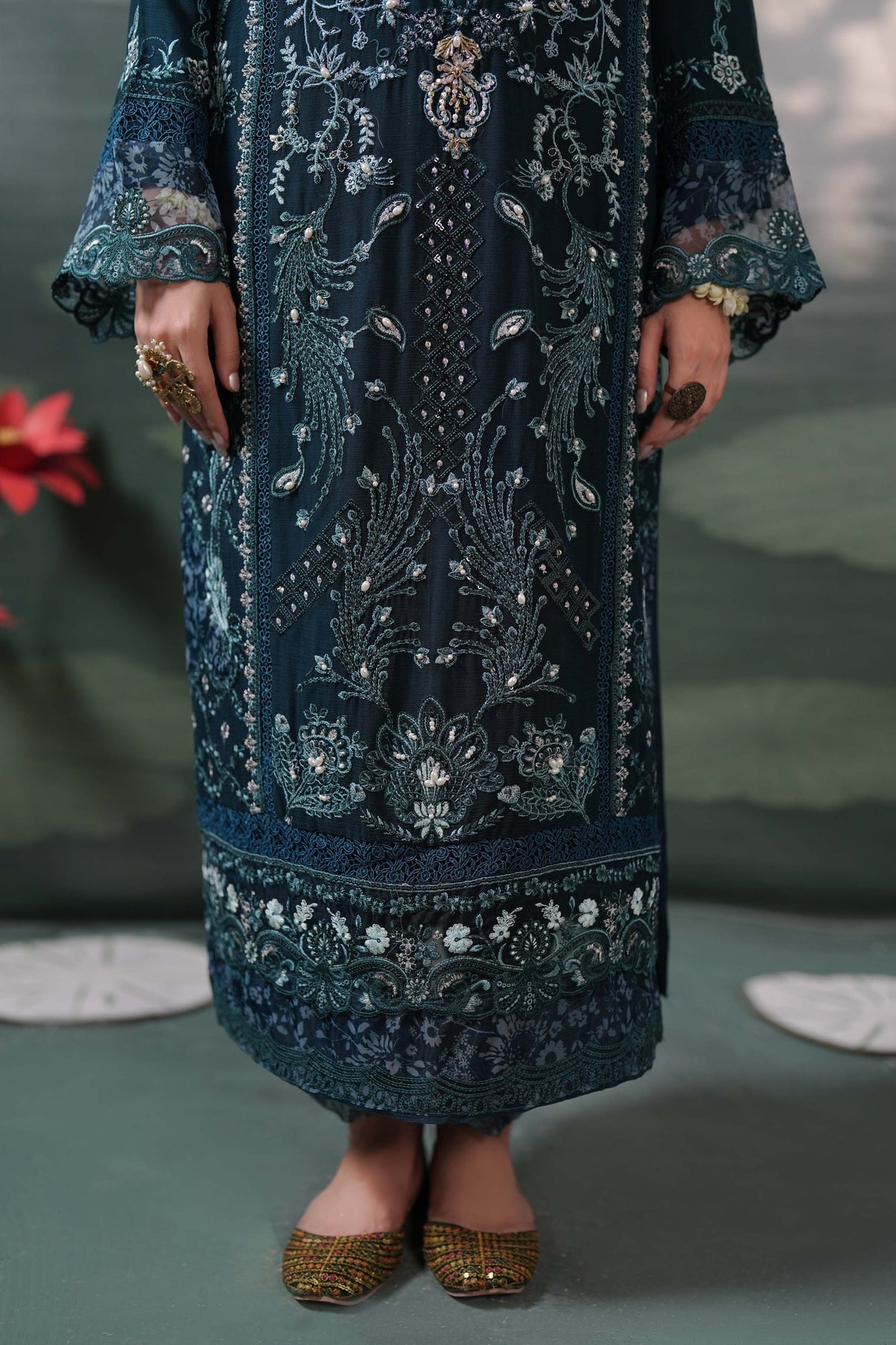 Guzel Linaah – Silvaana Chiffon Luxury Wear Collection 25