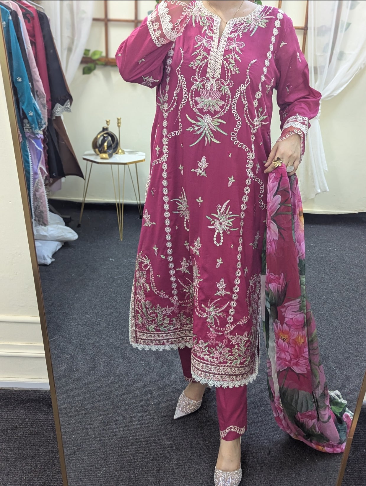 Roheenaz Afifa Aashiyana Ready to wear Lawn 25'