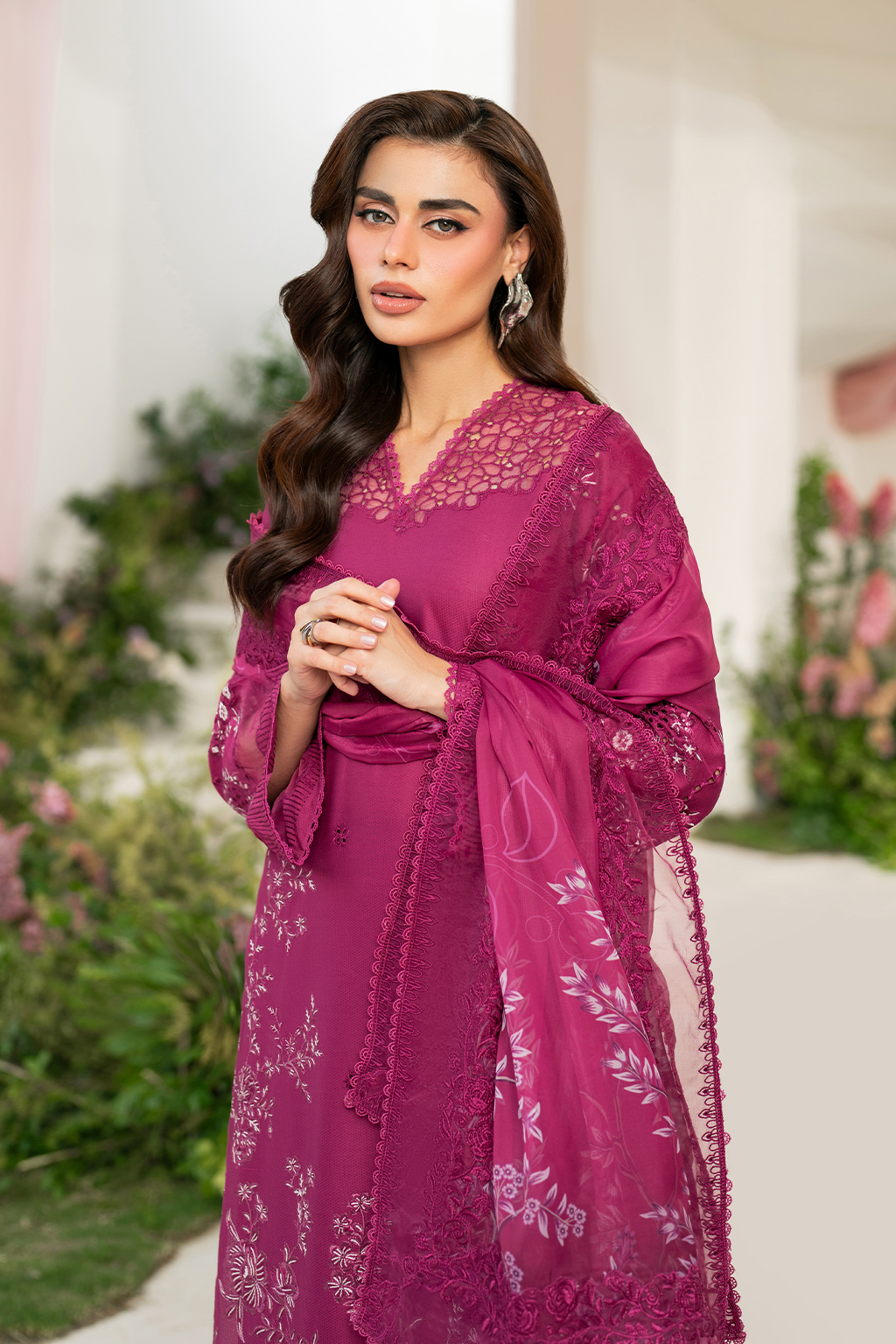 Iznik IFE-07 Embroidered Festive Lawn Edition 25'