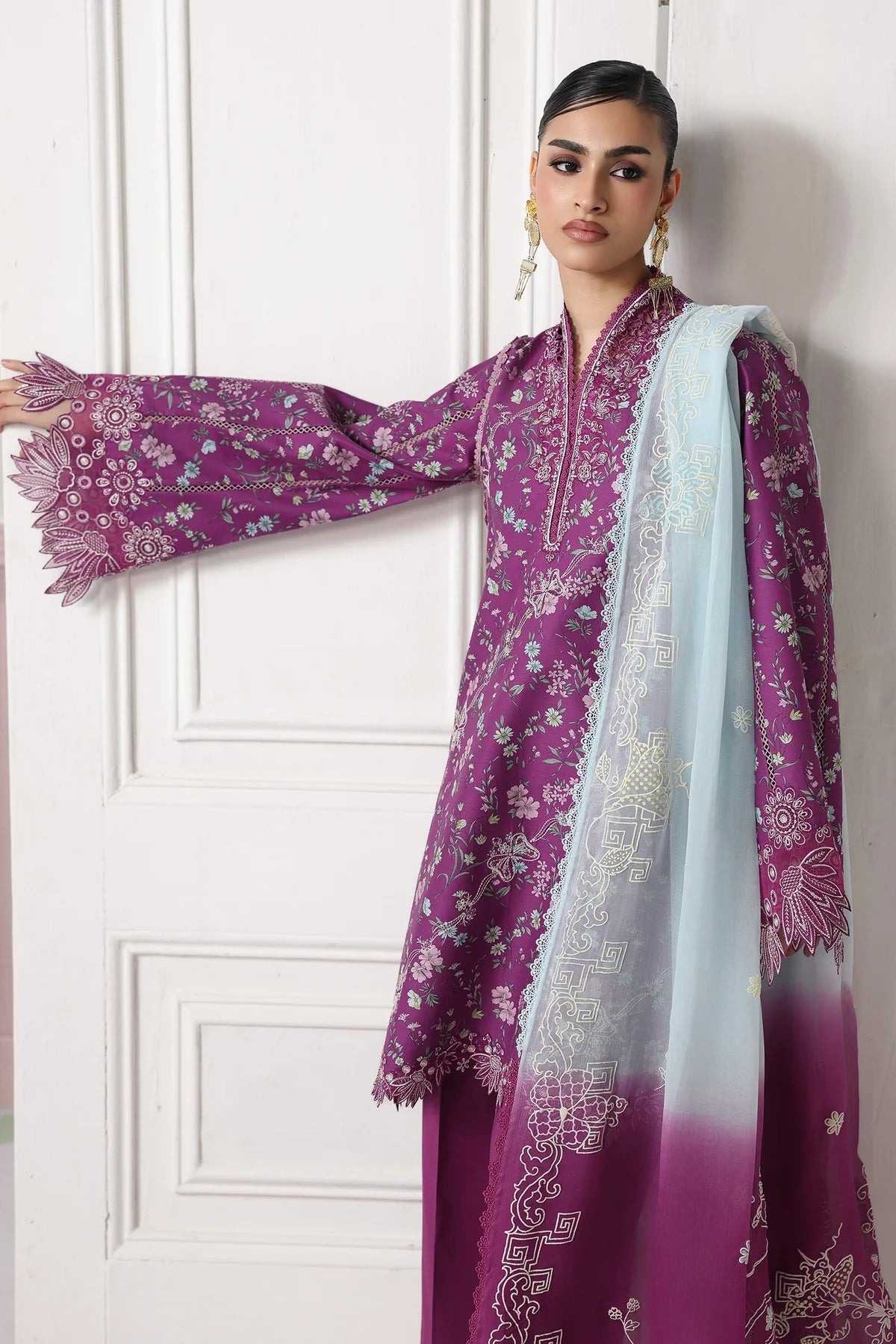 Qalamkar Qprints Digital Printed Unstitched 3 Piece Suit (Brise)