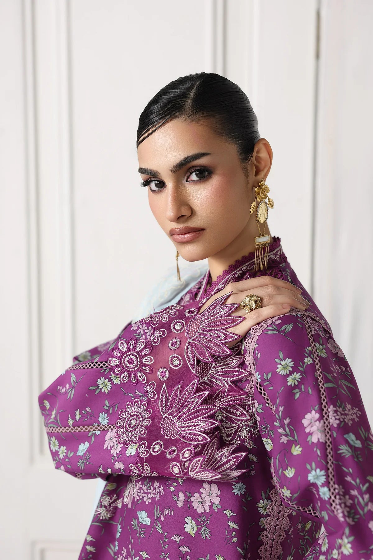 Qalamkar Qprints Digital Printed Unstitched 3 Piece Suit (Brise)