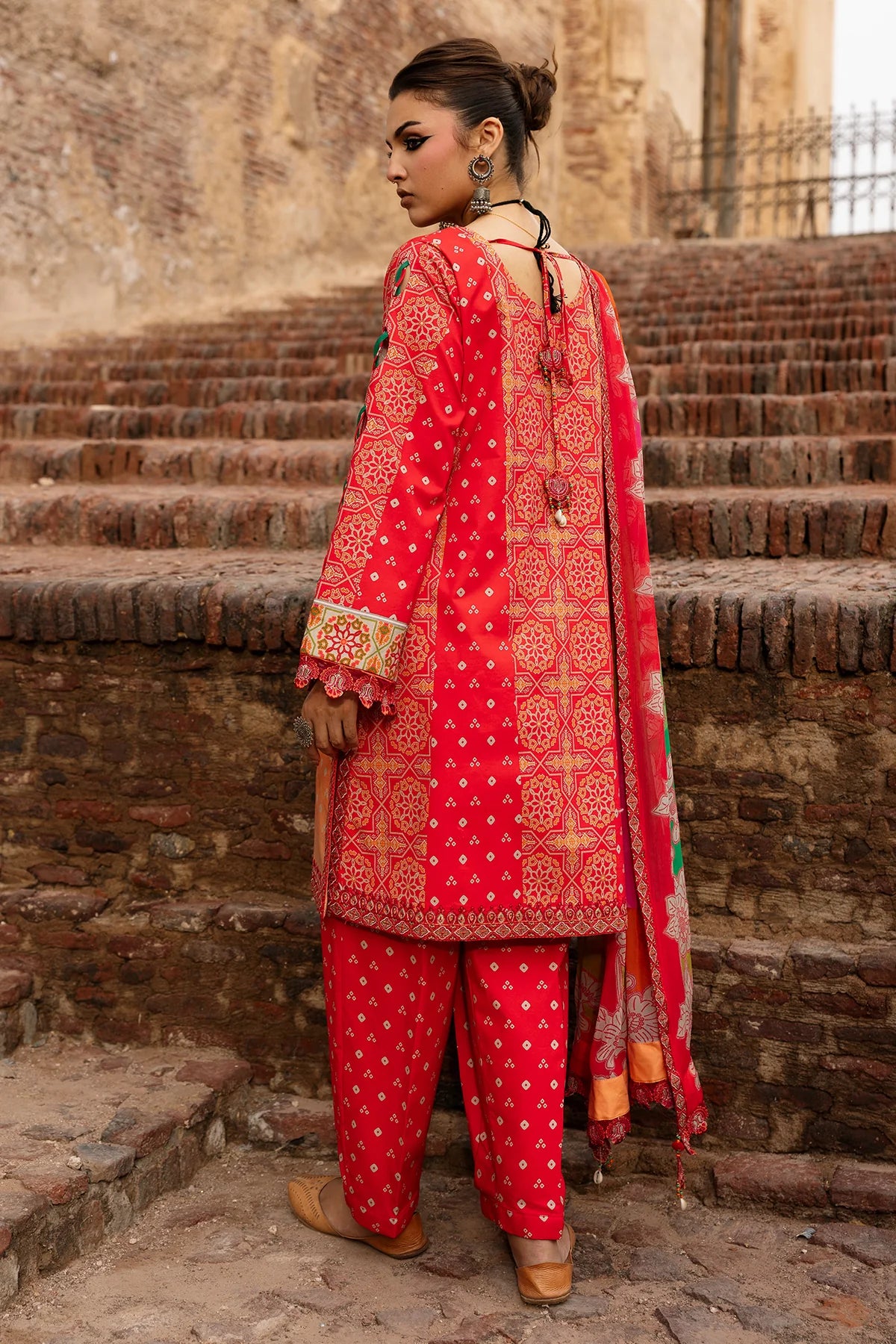 Charizma Chunri-Embroidered Printed Lawn Unstitched Suit with Chiffon Dupatta (CHN6-06)