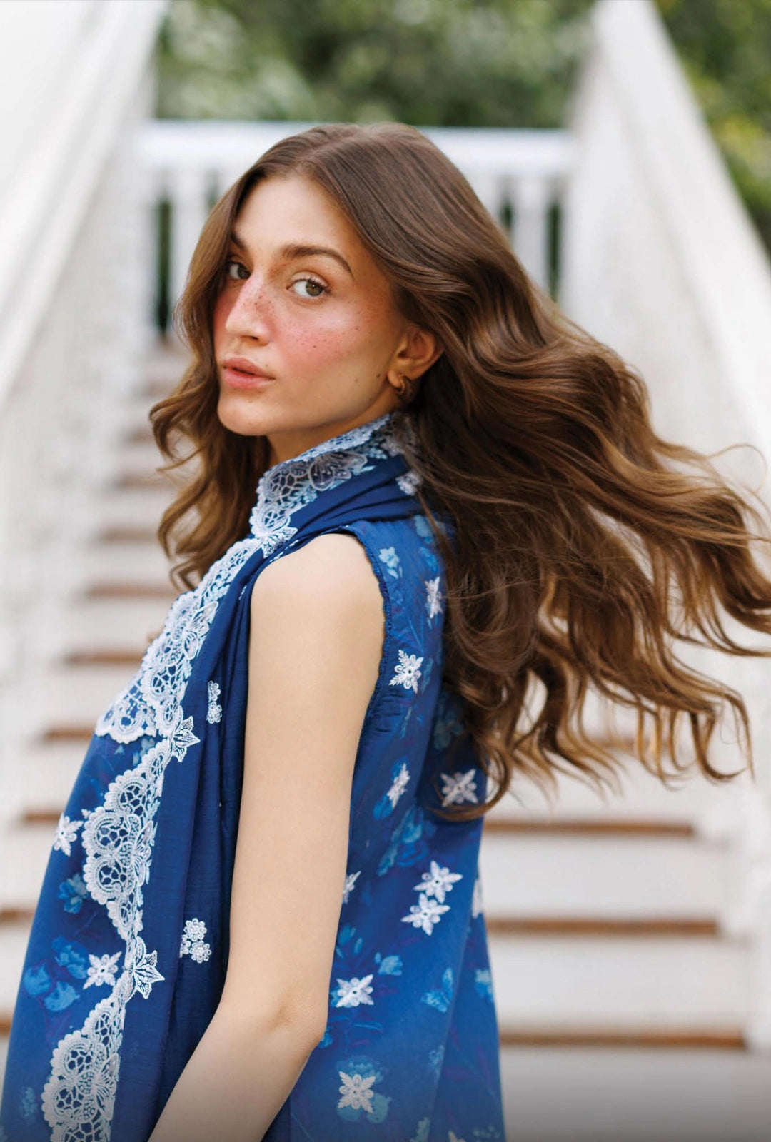 Afrozeh CELESTARA 3-Piece Unstitched Lawn Suit | Royal Blue Sleeveless Embroidered Shirt with Matching Dupatta