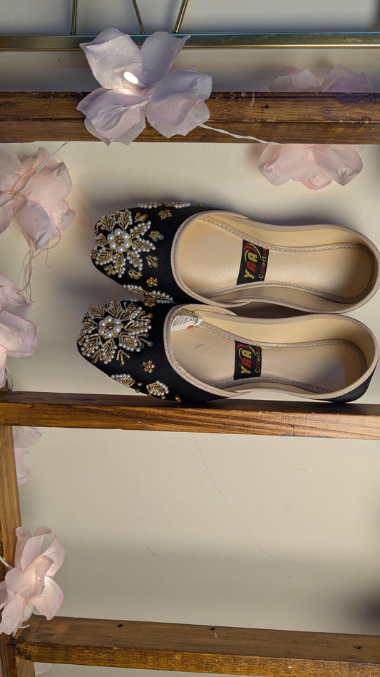 Ladies Fancy Khussa K/11