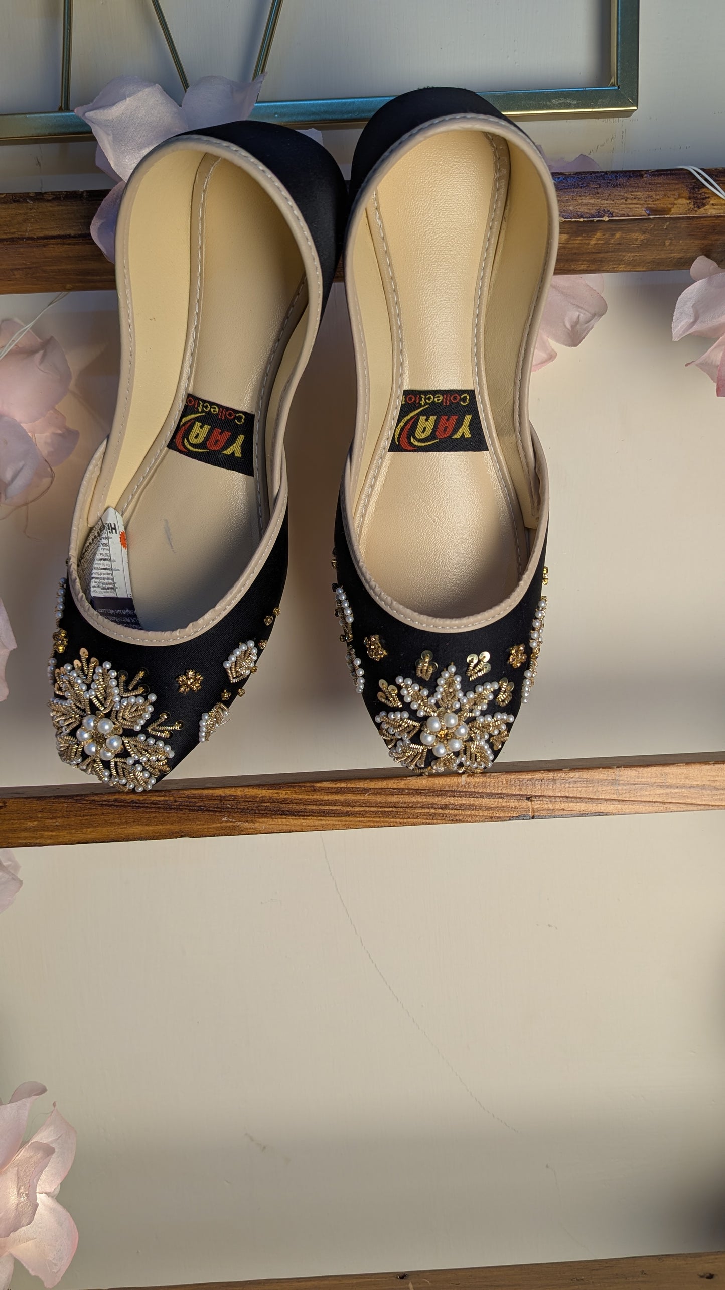 Ladies Fancy Khussa K/11